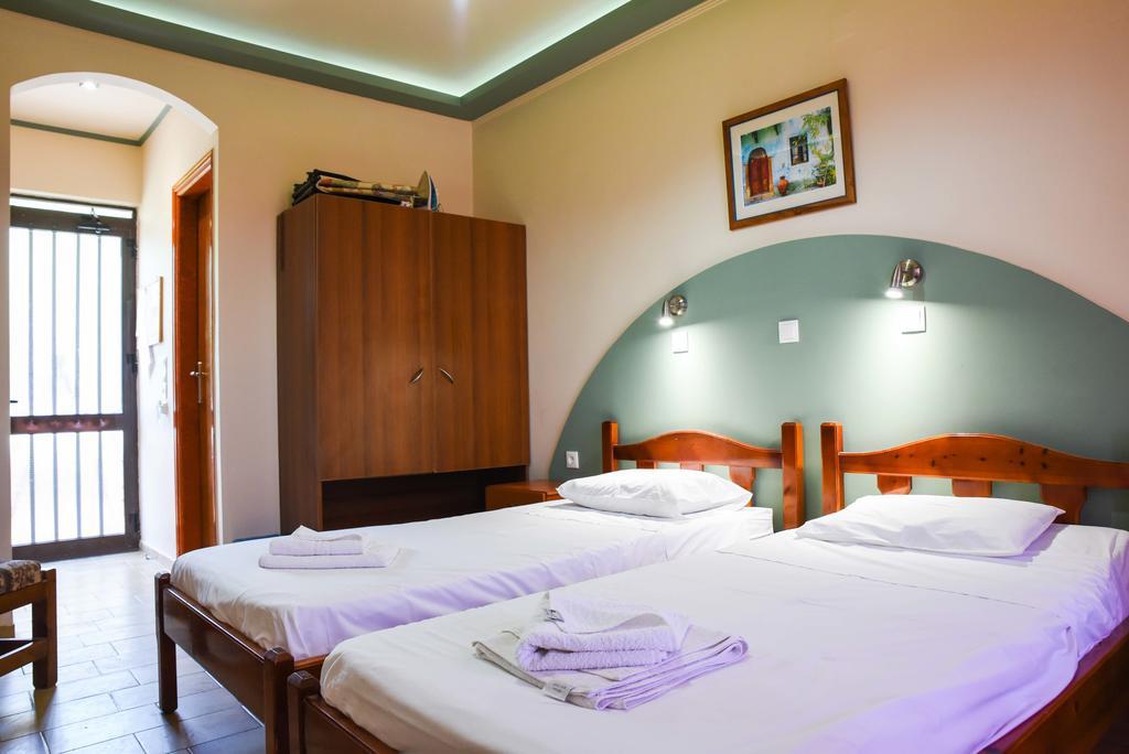 Chrysoula Hotel Kéfalos エクステリア 写真