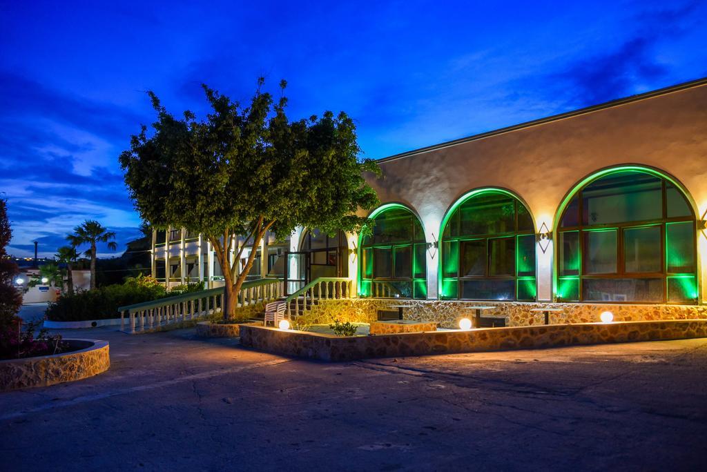 Chrysoula Hotel Kéfalos エクステリア 写真